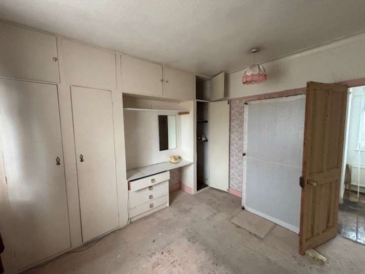 64 ST ANDREWS ROAD, BEBINGTON Smith and Sons (enGB)